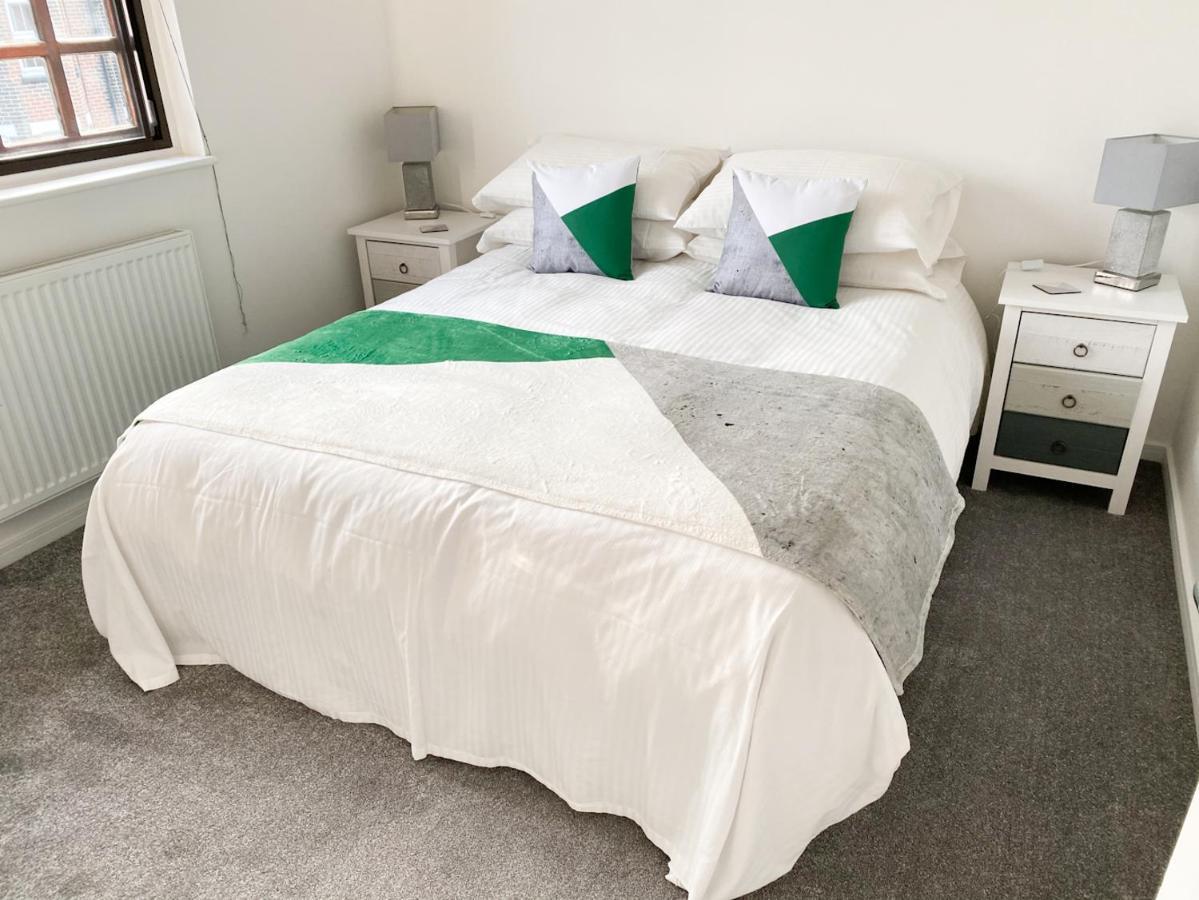 Harbourside House - Great Location - Parking - 2 En-Suites - Sleeps 5 Plus 1 Poole Exterior foto